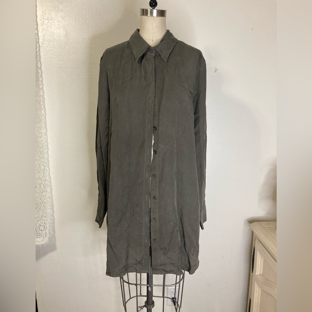 Vtg WAYF rayon long button down shirt